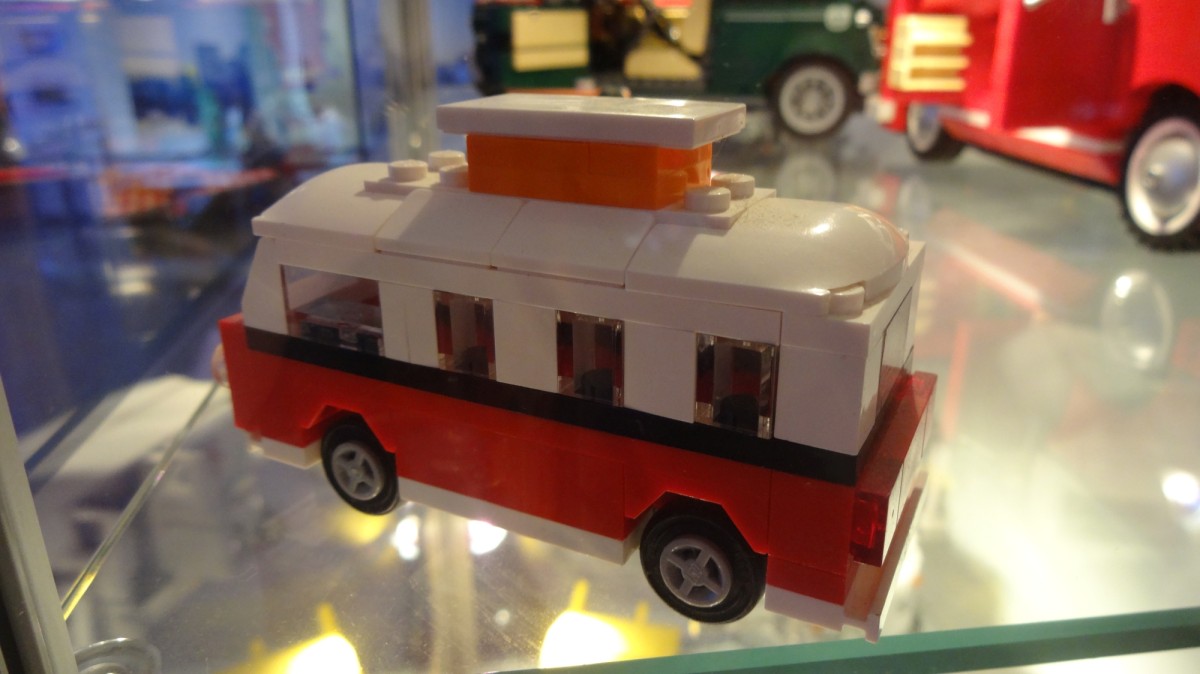 VW Bus von Legoviller (2)