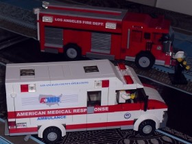 Ford E 350 type 2 AMR Paramedic Ambulance & Pierce Dash LAFD Rescue